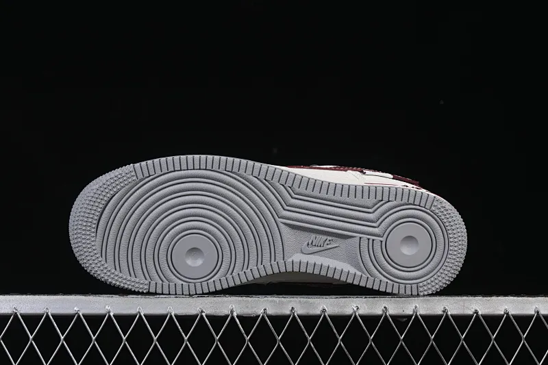 All categories Nk Air Force 1 Air Force series Nk Air Force 1 Low Air Force low-top Nike Air Force 1'07 Low joint beige gray red small double hook Air Force 1 low-top casual sneakers QW5606-268